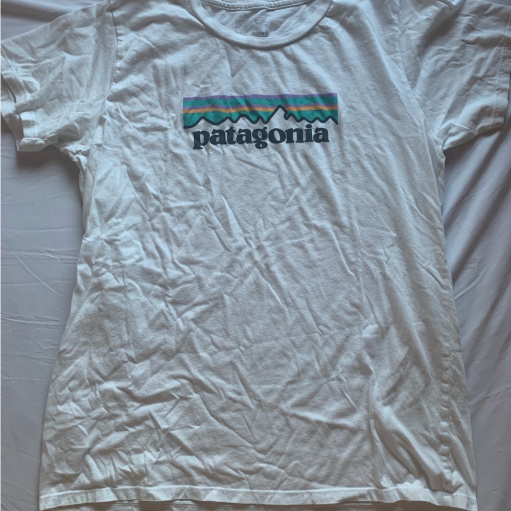 Women’s Patagonia t-shirt
